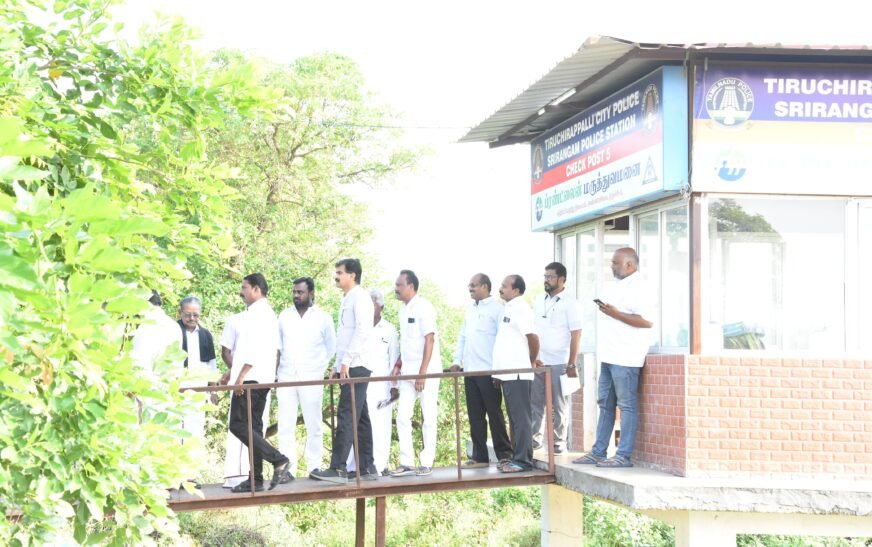 சூறாவளியை போல சுற்றுப்பயணம் மேற்கொண்டு மக்கள் பணிகளை ஆய்வு செய்த திருச்சி பாராளுமன்ற தொகுதி எம்பி