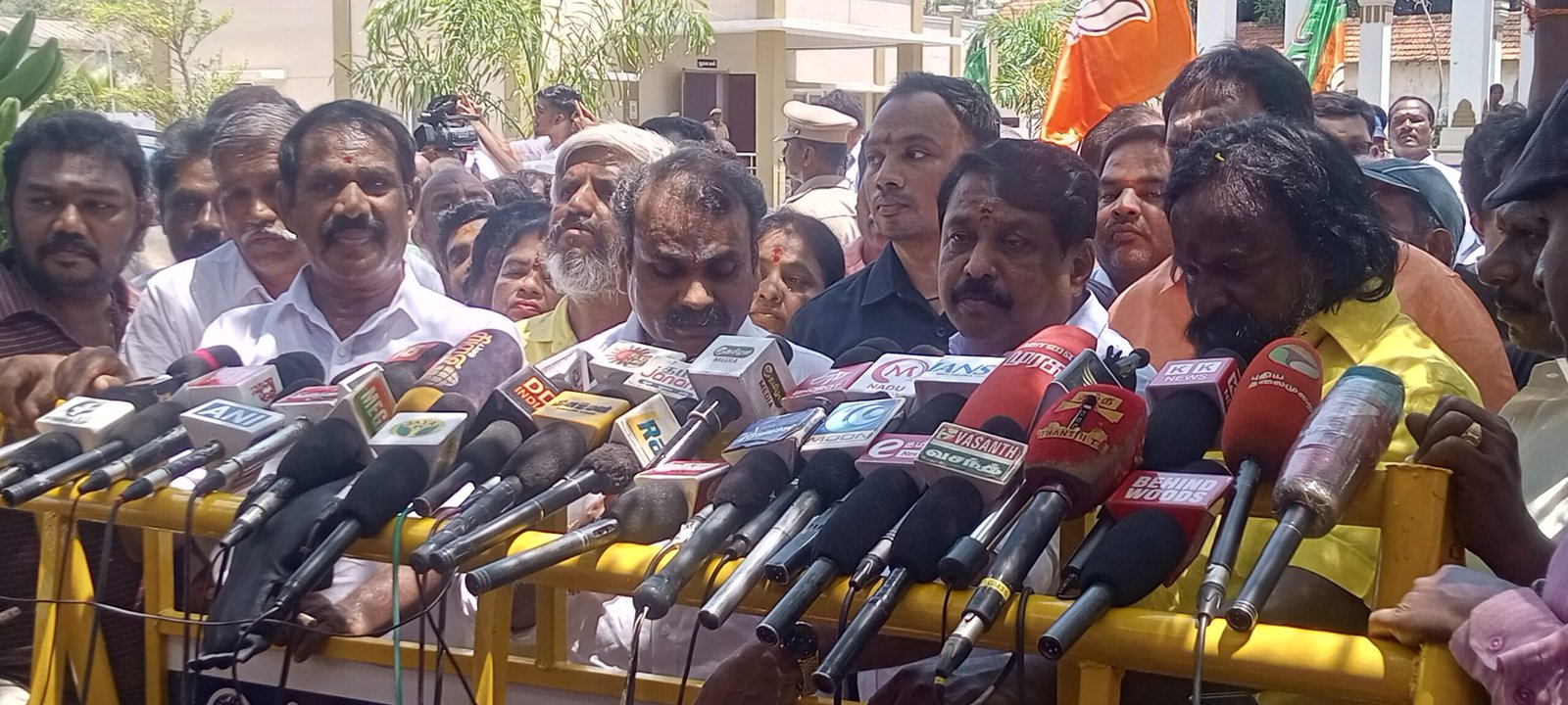பேரரசர் பெரும்பிடுகு முத்தரையருக்கு அவரது புகழை பறைசாற்றும் இடத்தில் மணிமண்டபம் அமைக்கப்படும் – திருச்சியில் மத்திய இணை அமைச்சர் எல்.முருகன் பேட்டி