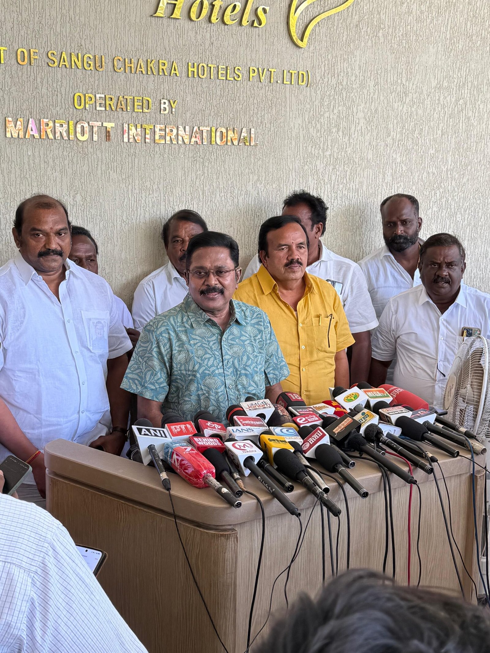 துணை முதல்வர் பதவி – பொறுத்திருந்து பாருங்கள் TTV தினகரன்