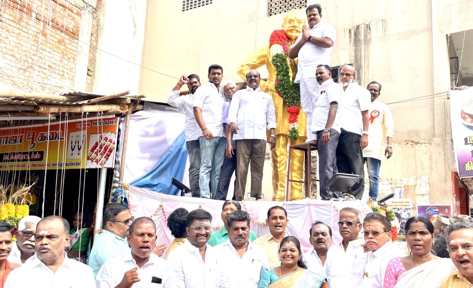 திருச்சி மாவட்ட காங்கிரஸ் இலக்கிய அணி சார்பில் முப்பெரும் விழா