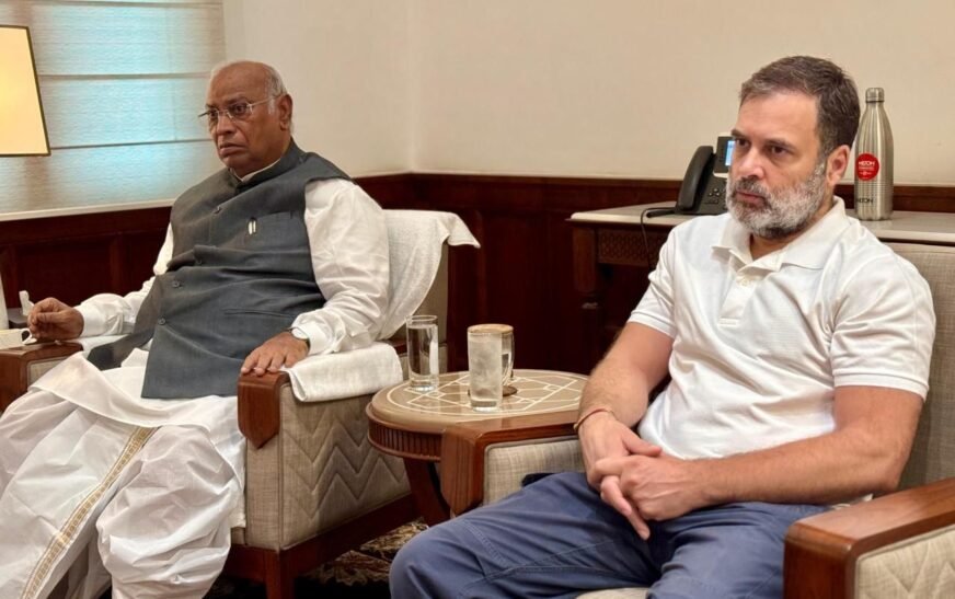 இந்தியா கூட்டணி கட்சி தலைவர்கள் ஆலோசனை கூட்டத்தில் பங்கேற்ற துரை வைகோ mp
