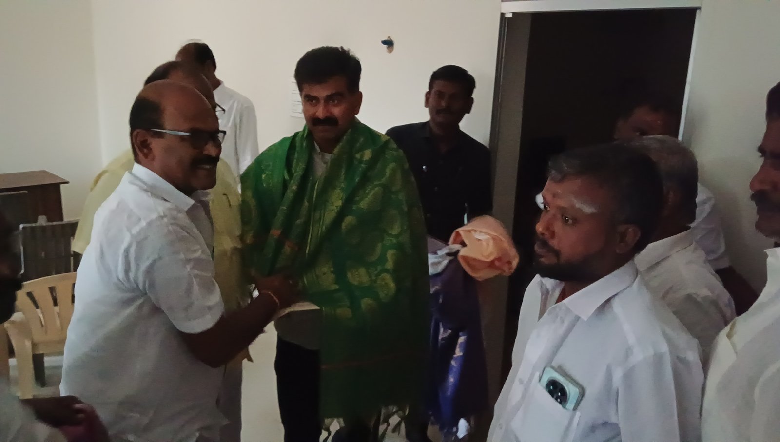 எய்யப்படும் அவதூறு அம்புகள் பாராட்டுக்கள் என்கின்ற மலர்களால் வீழ்த்தப்பாட காரணமானவர்களுக்கு நன்றி – துரை வைகோ mp