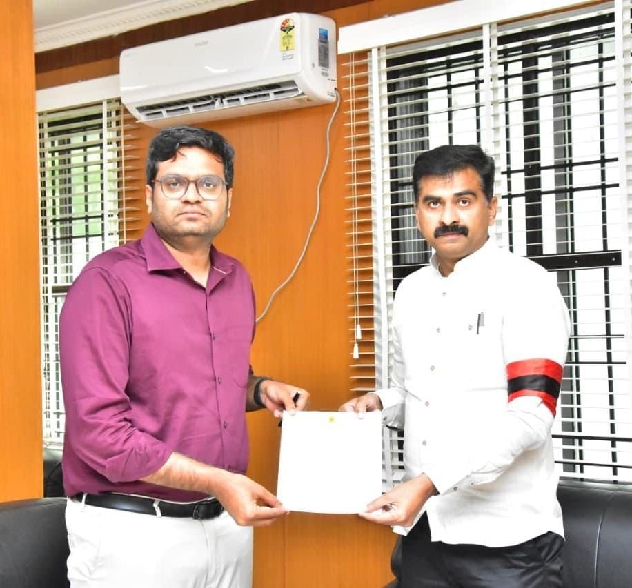 திருச்சியில் உலர் துறைமுகம் – மாவட்ட ஆட்சியரிடம் கோரிக்கை -துரை வைகோ MP