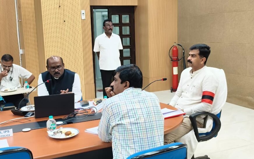 திருச்சி பன்னாட்டு விமான நிலைய ஆலோசனைக்குழு” கூட்டத்தில்  தலைமை ஏற்று கலந்துகொண்டு உரையாற்றிய துரை வைகோ MP”